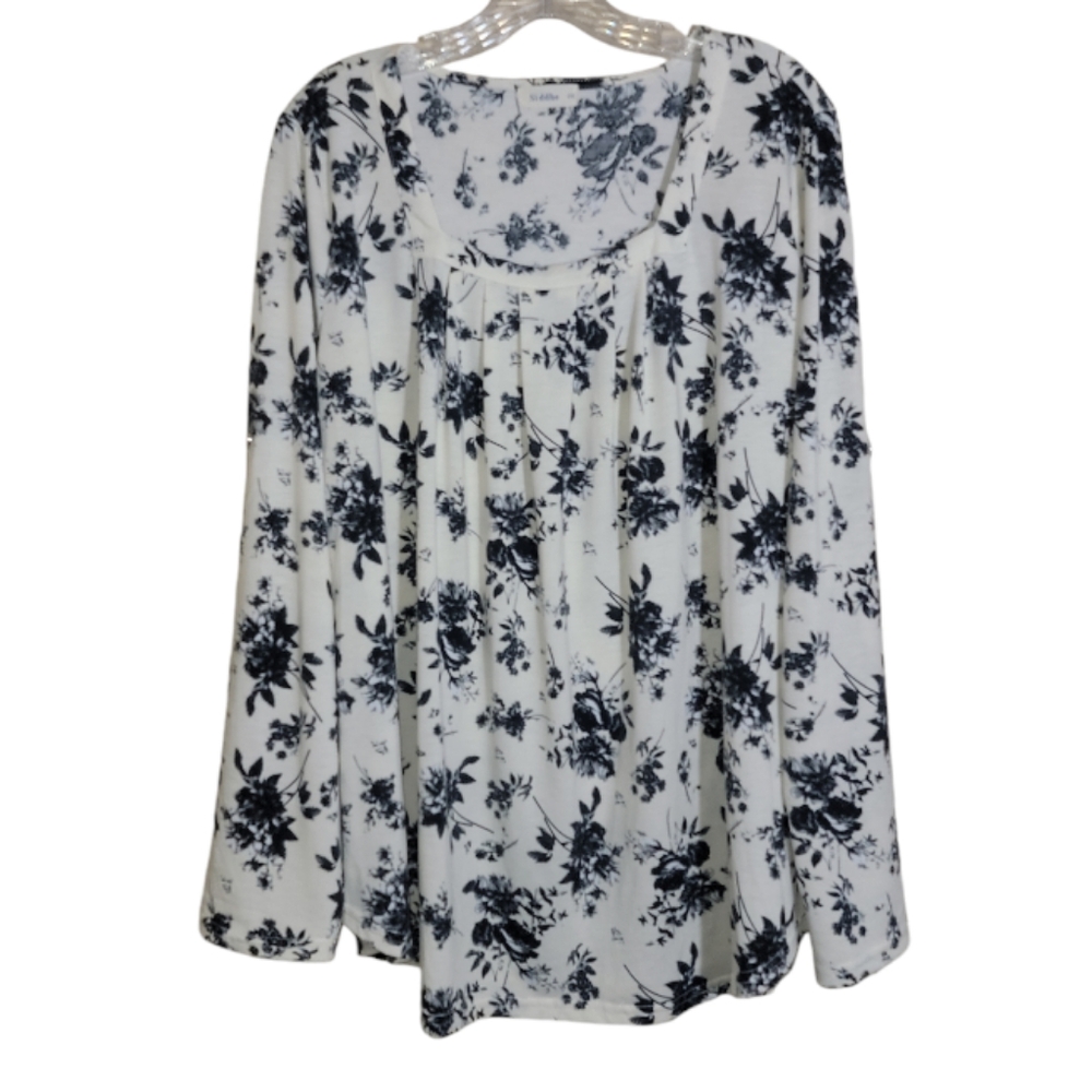 Siddhe plus size floral print aquare neck pleated top size 2XL black cream